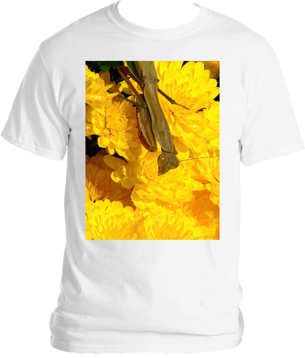 Praying Mantis on Flowers T-shirt